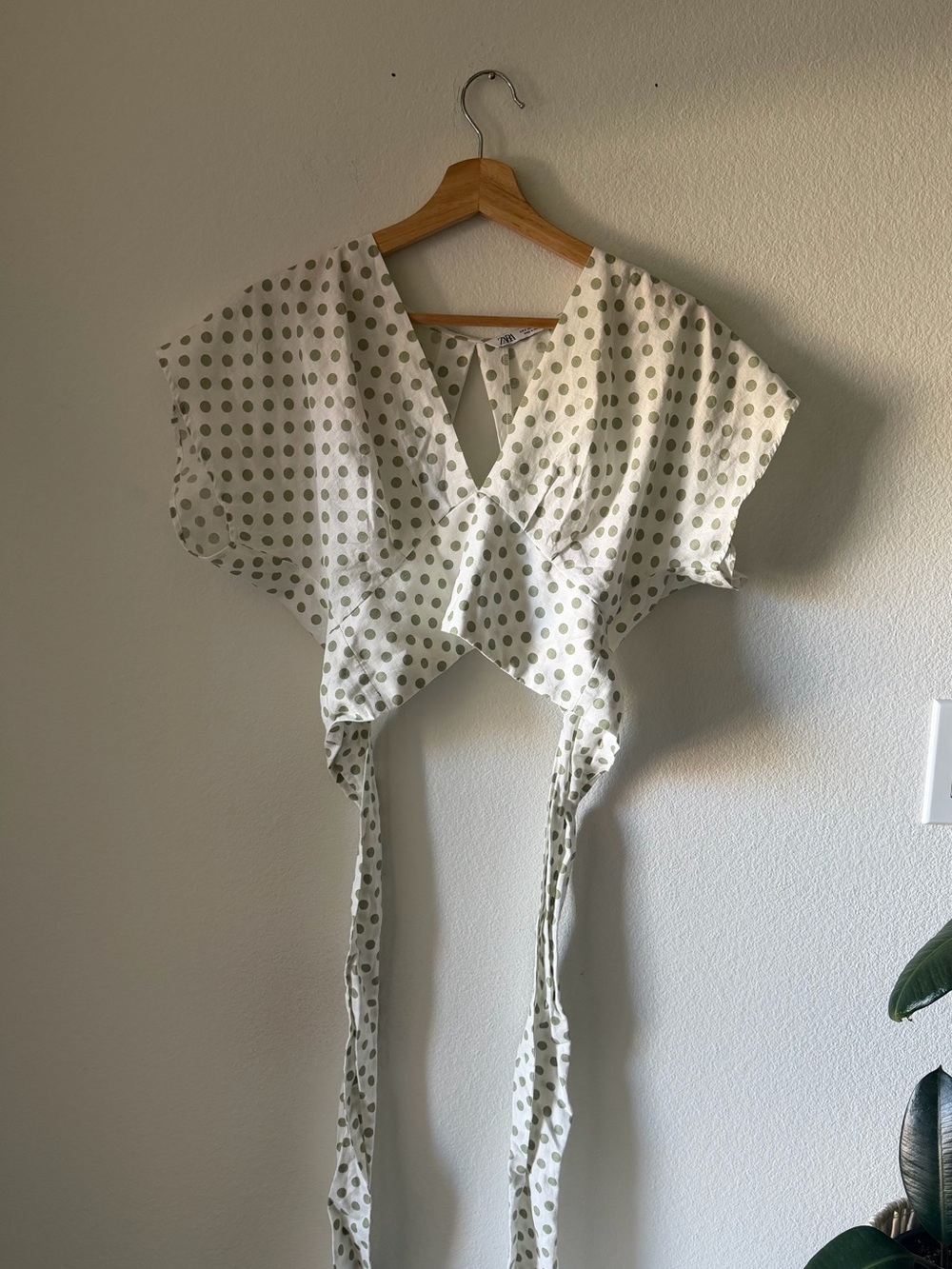 Zara Polka Dot Tie-Front V-Neck Crop Top - White & Olive